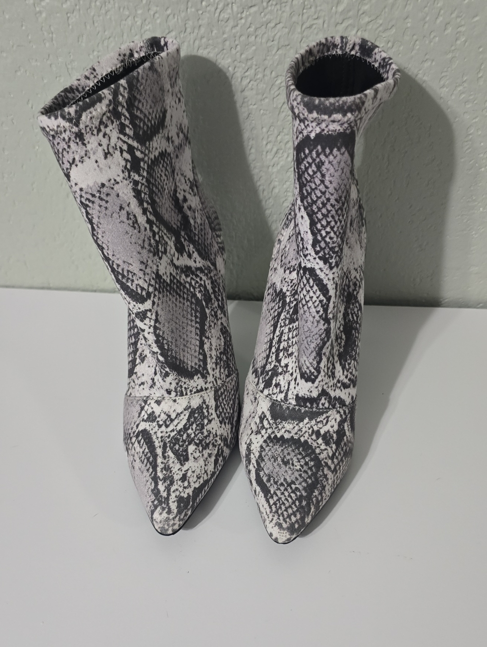 Charles David White and Black Snake-Print Pointed Sock Booties